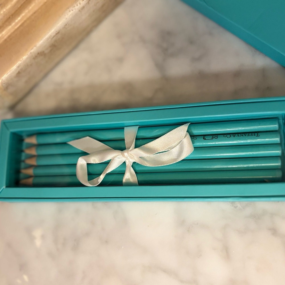 Tiffany & Co. NIB Boxed Collection Set of 5 Branded Pencils - Picture 6 of 11
